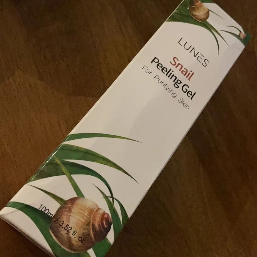 Lunes‎ Peeling Gel